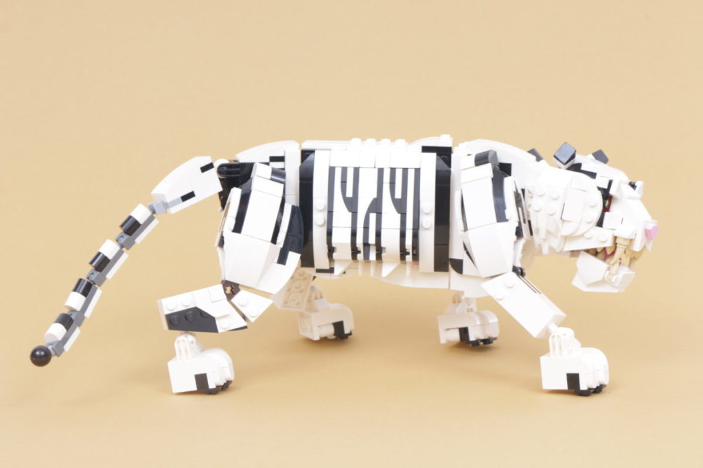How to recolour LEGO Creator 3 in 1 31129 Majestic Tiger white 30 1024x683
