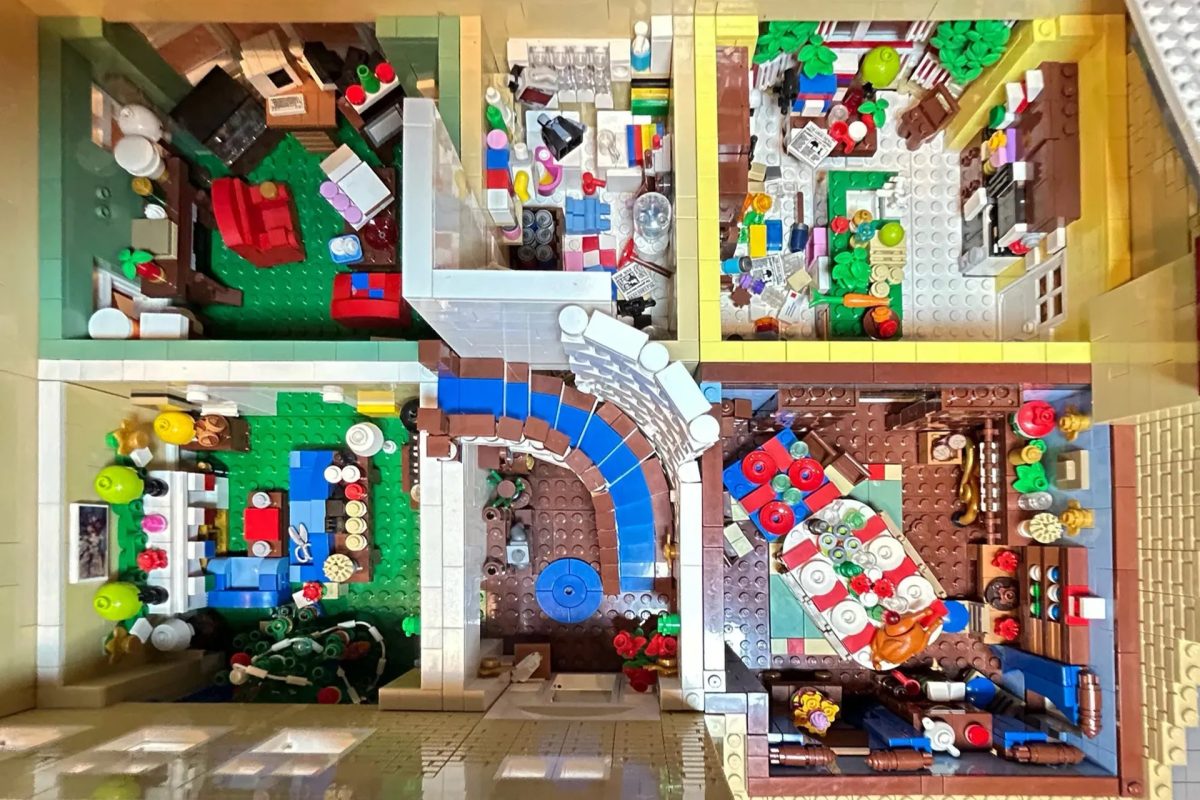 LEGO Ideas National Lampoons Christmas Vacation Complete Griswold House 5 1200x800