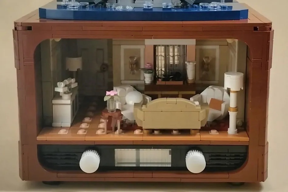 LEGO Ideas Happier Than Ever 2
