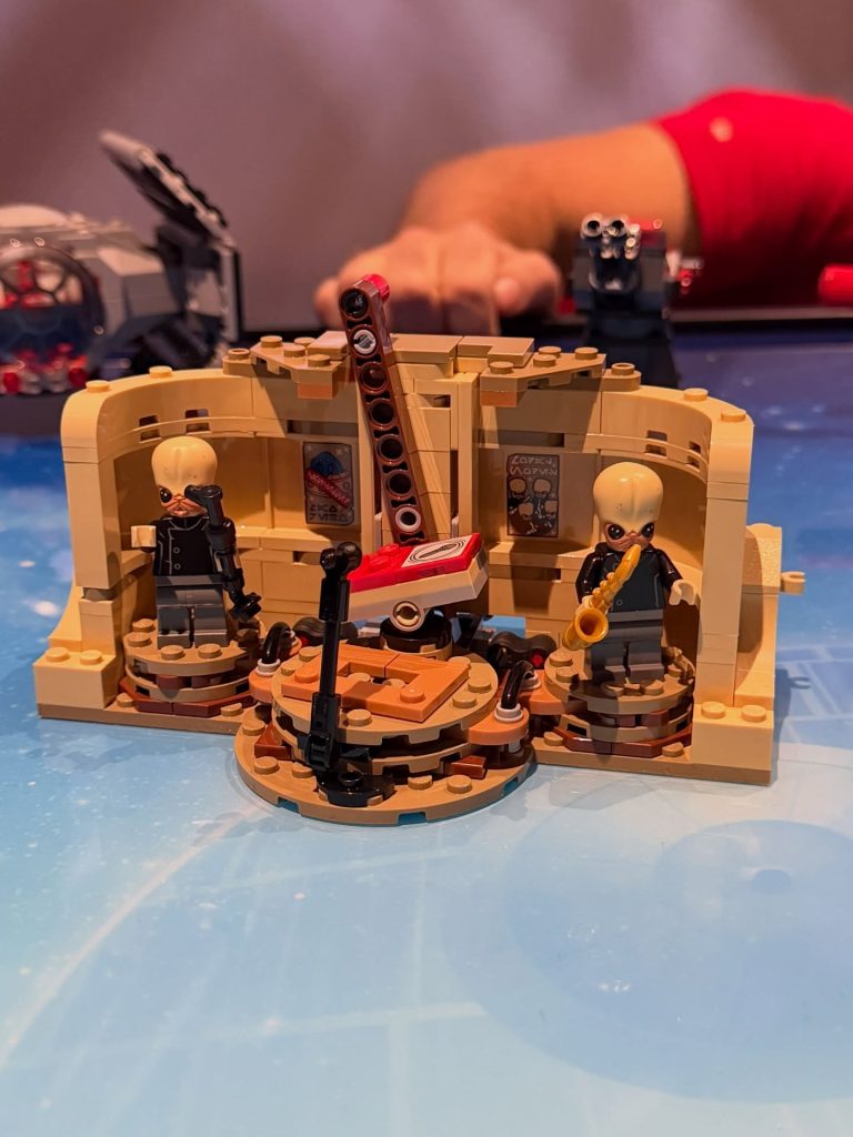 tiago catarino lego star wars smart play mos eisley first look 2 768x1024