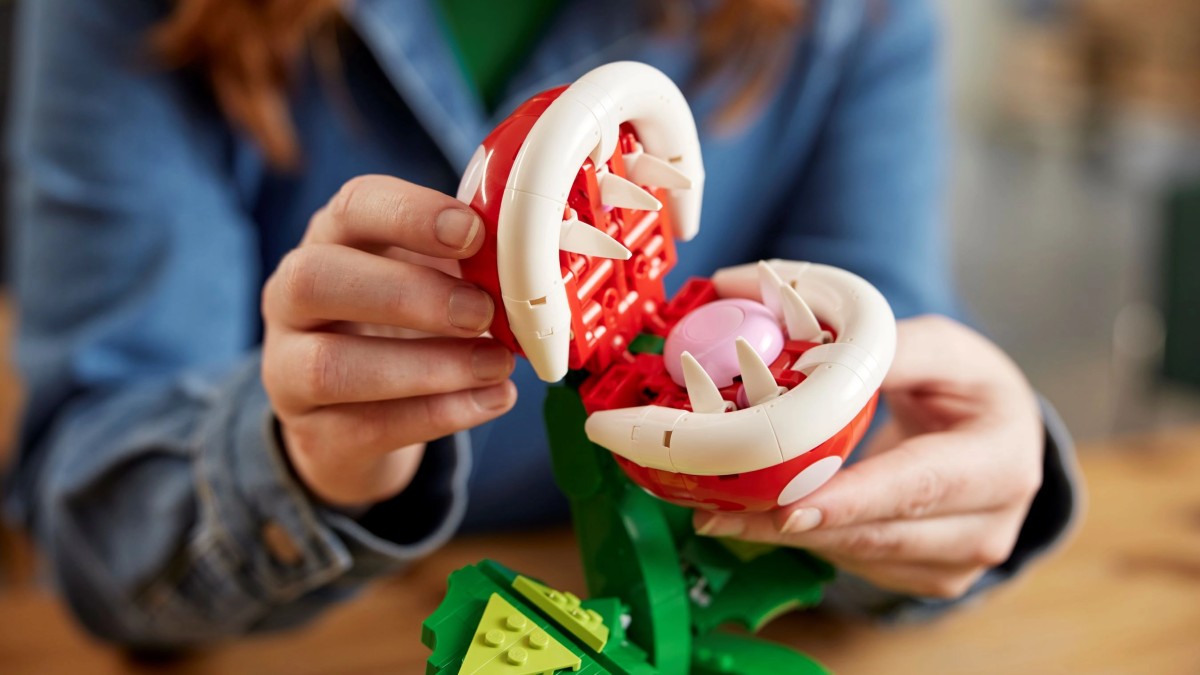 LEGO Super Mario 71426 Piranha Plant has more posability than first thought