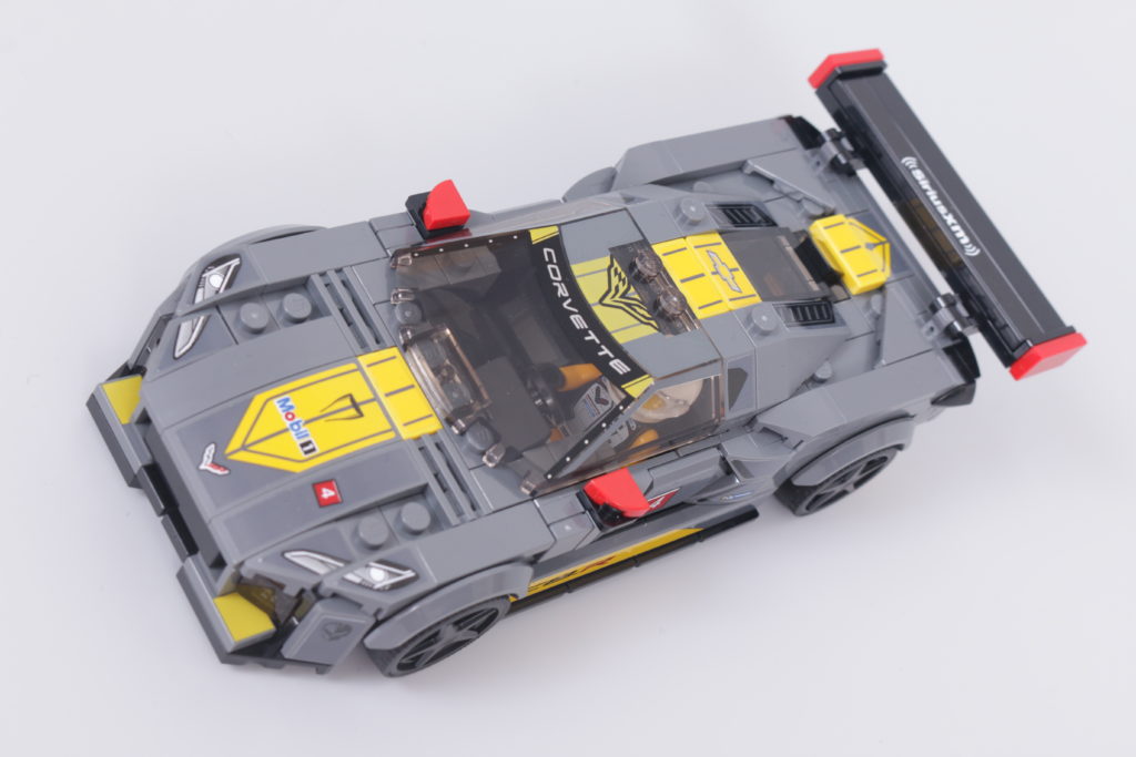 LEGO Speed Champions 76903 Chevrolet Corvette C8.R Race Car and 1968 Chevrolet Corvette review 23