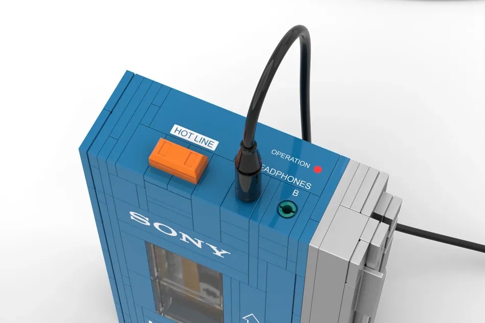 LEGO Ideas Sony Walkman 4
