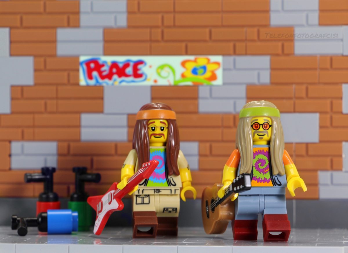 Brick Pic of the Day: Peace, man