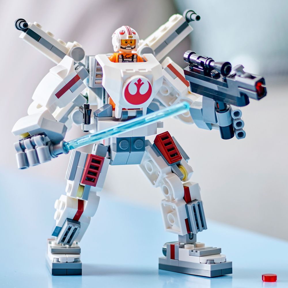 LEGO Star Wars 75390 Luke Skywalker X wing Mech 9