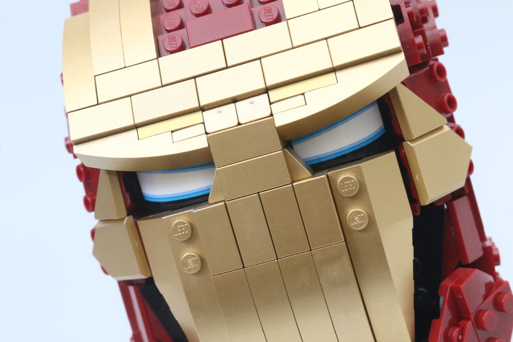 LEGO Marvel 76165 Iron Man Helmet review 10