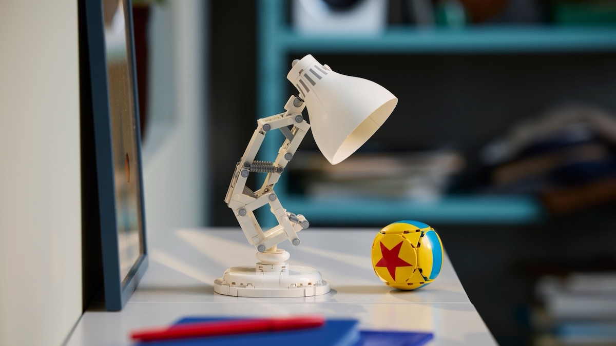 LEGO fans offer a round of applause for LEGO Ideas 21357 Luxo Jr.