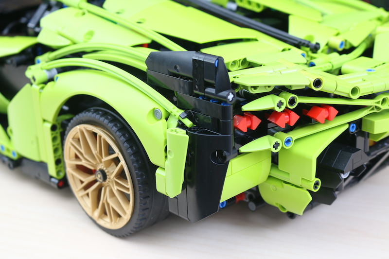 LEGO Technic 42115 Lamborghini Sian FKP 37 review 104