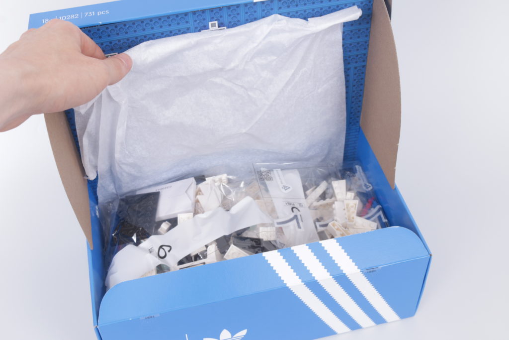LEGO Creator Expert 18 plus 10282 Adidas Superstar review 72
