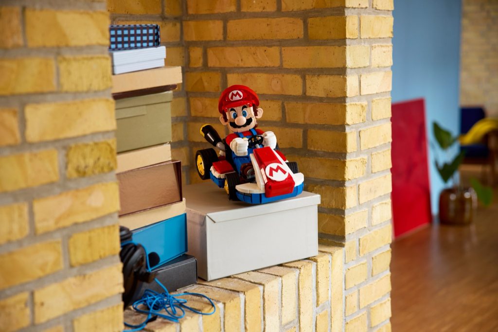 LEGO Super Mario 72037 Mario Standard Kart 20 1024x683