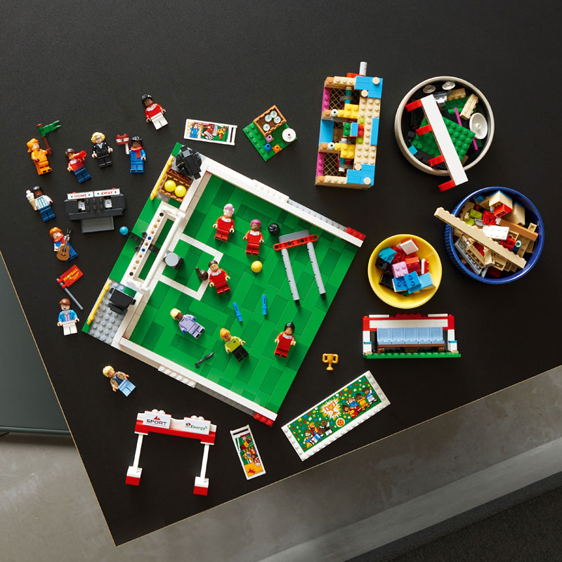 LEGO 40643 Icons of Play 3