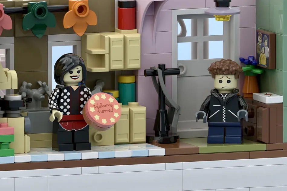 LEGO Ideas Coraline The Pink Palace 4