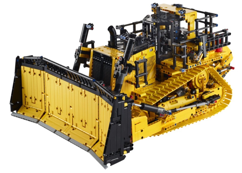 LEGO Technic 42131 CAT D11T Bulldozer contents 1024x731
