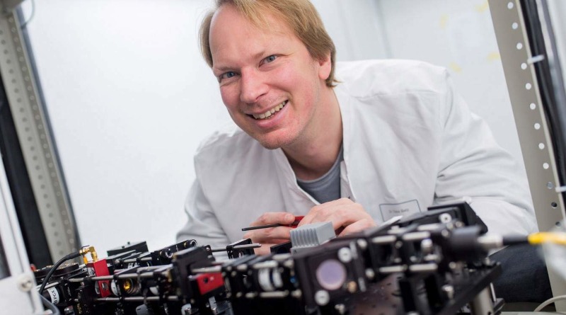 Researchers made a microscope out of LEGO bricks