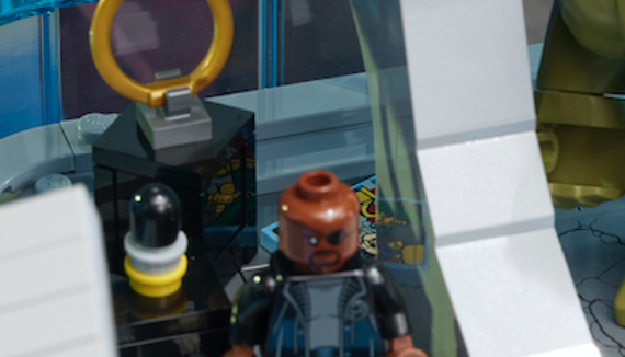 LEGO Marvel 76269 Avengers Tower Avengers Issue 1