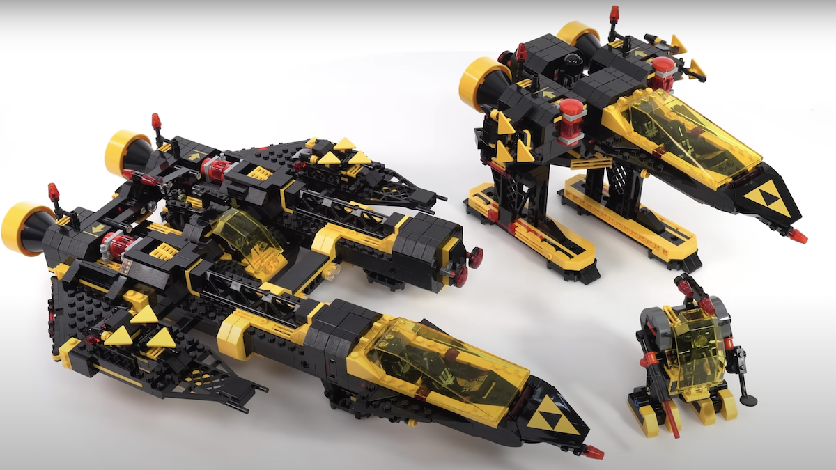 LEGO Icons Blacktron Renegade alt build stands on its own two feet – literally