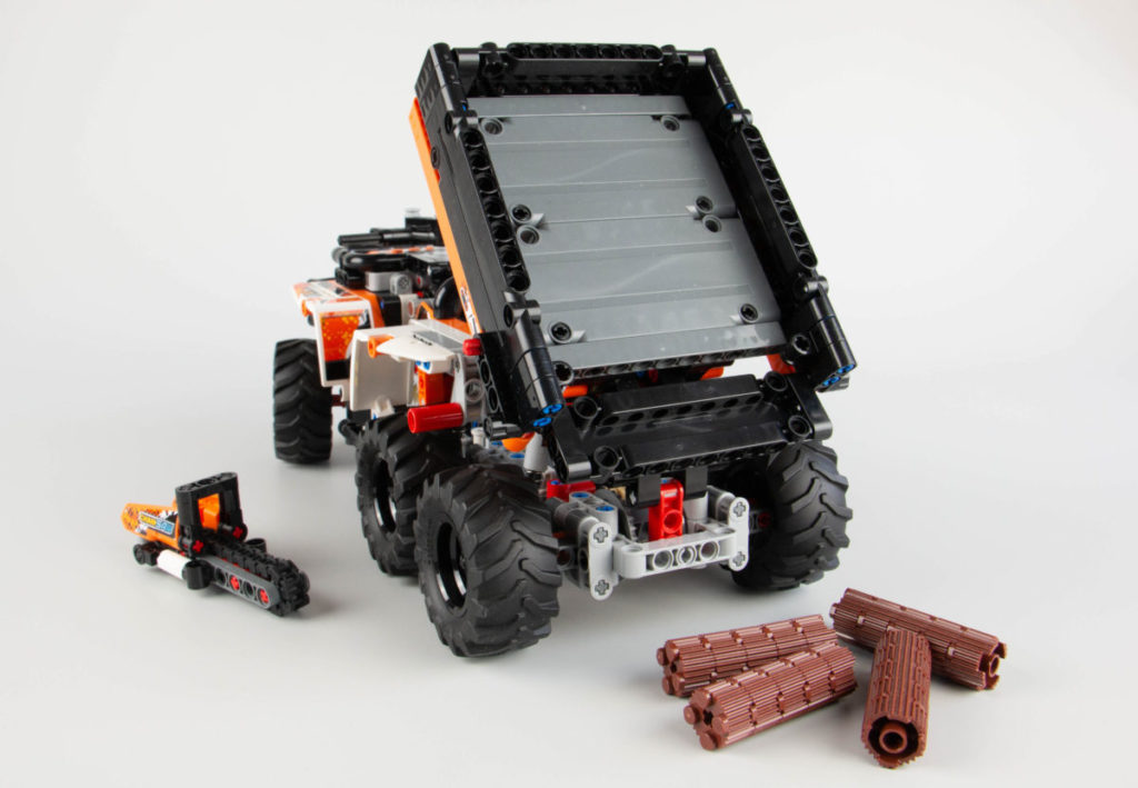 LEGO Technic 42139 All Terrain Vehicle review 8 1024x709