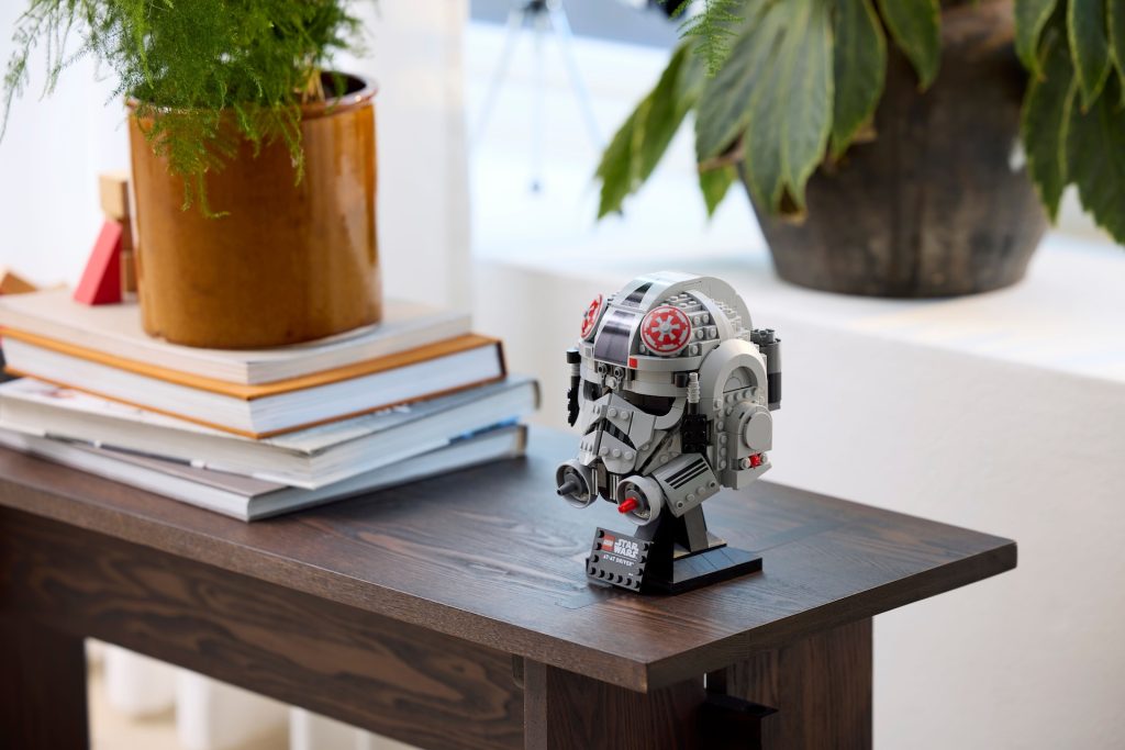 LEGO Star Wars 75429 AT AT Driver Helmet 15 1024x683