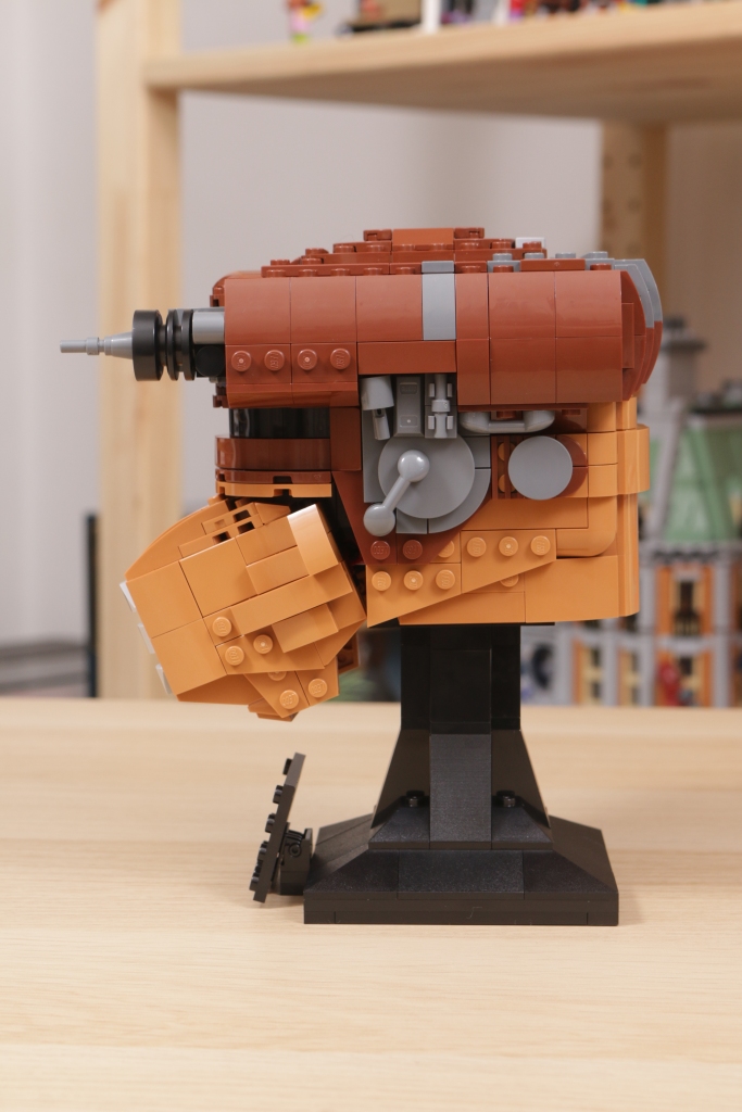 LEGO Star Wars 75351 Princess Leia Boushh Helmet review 6 683x1024
