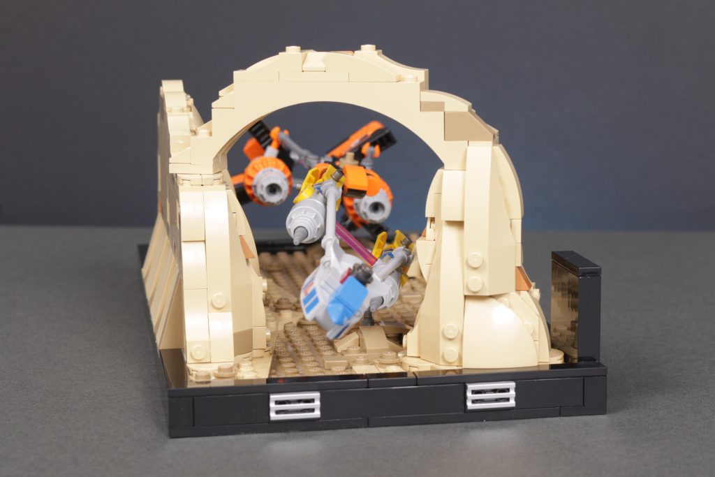 LEGO Star Wars 75380 Mos Espa Podrace Diorama review 4 1024x683