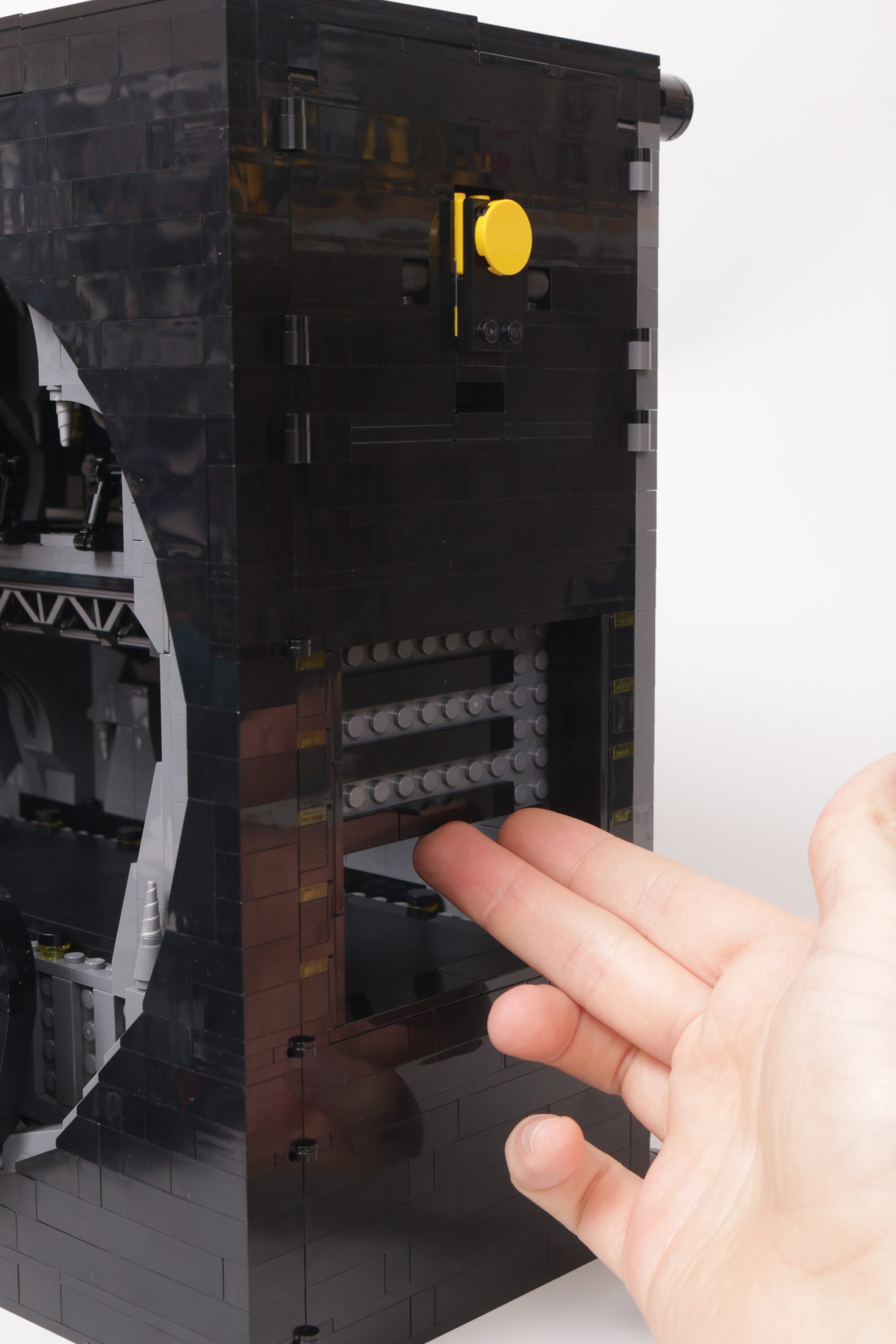 LEGO Batman 76252 Batcave – Shadow Box review 20 scaled