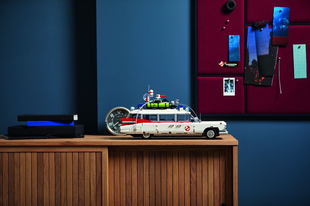 LEGO Ghostbusters 10274 ECTO 1 50