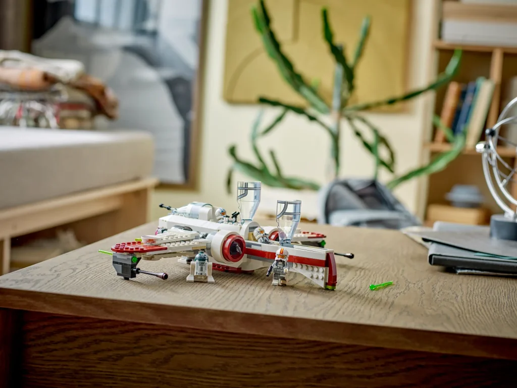 LEGO Star Wras 75402 ARC 170 Starfighter updated 2 1024x768