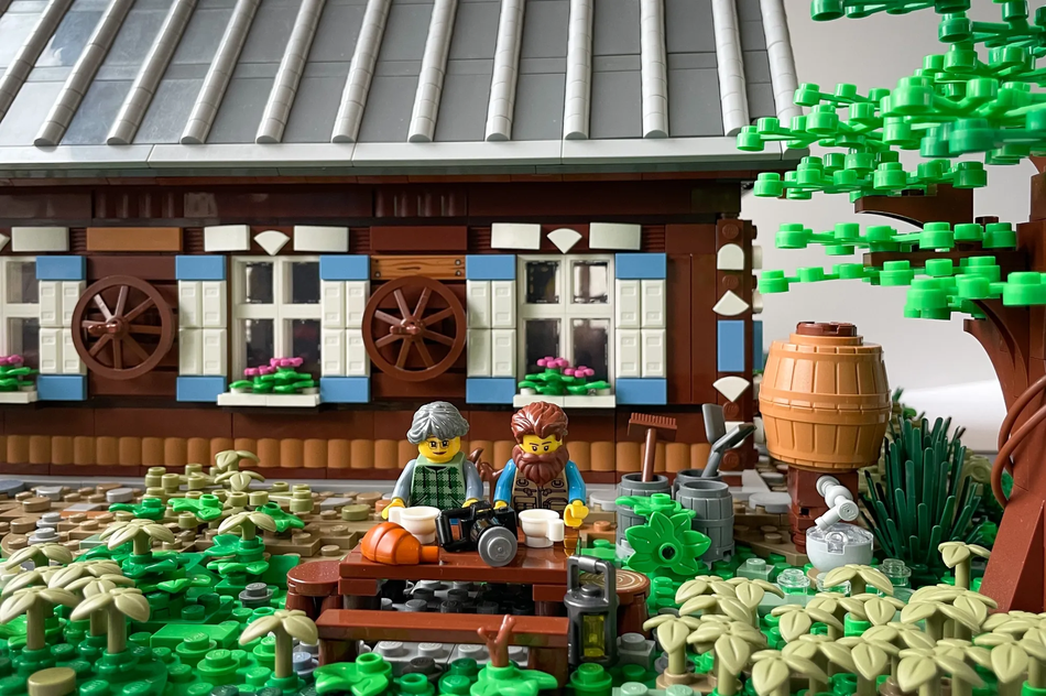 LEGO Ideas House of Open Shutters 6