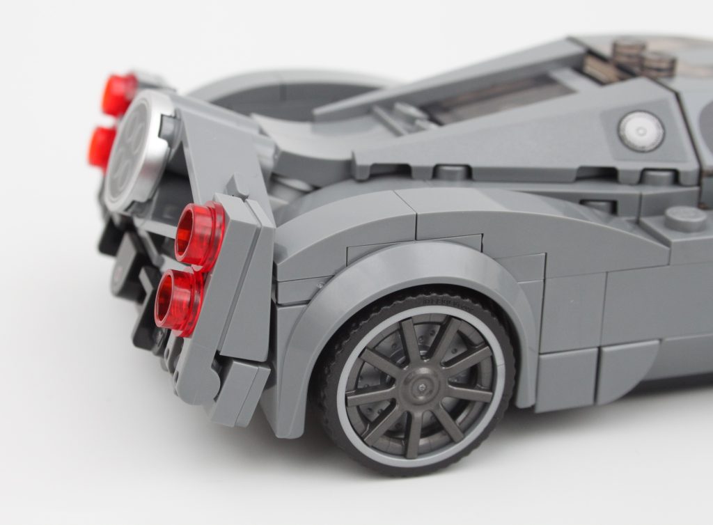 LEGO Speed Champions 76915 Pagani Utopia review 14 1024x754