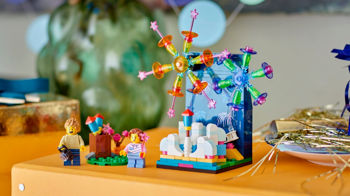LEGO 40689 Firework Celebrations GWP now available in Australia