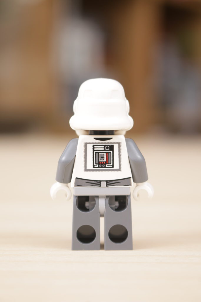 LEGO Star Wars 10178 Motorized Walking AT AT review 31