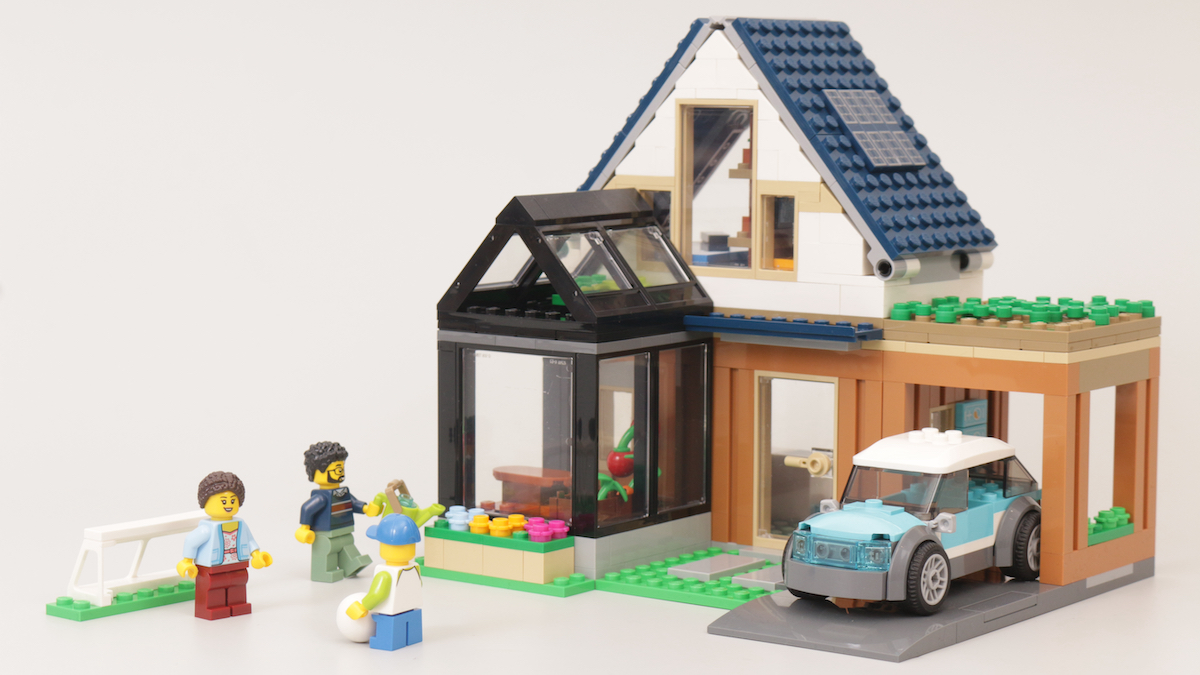 LEGO City 60398 Family House and Electric Car review