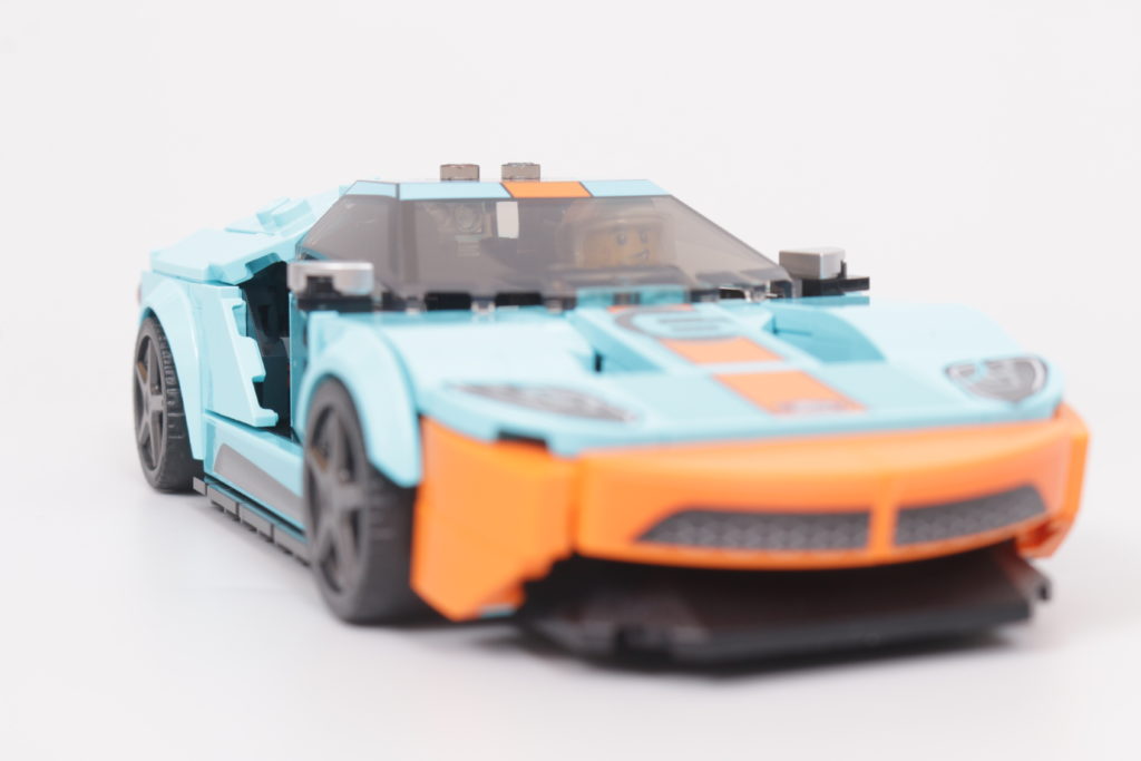 LEGO Speed Champions 76905 Ford GT Heritage Edition and Bronco R review 22