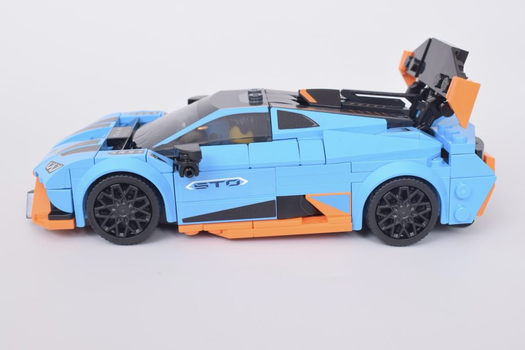 LEGO Speed Champions 77238 Lamborghini Revuelto Huracan STO review 9 1024x683