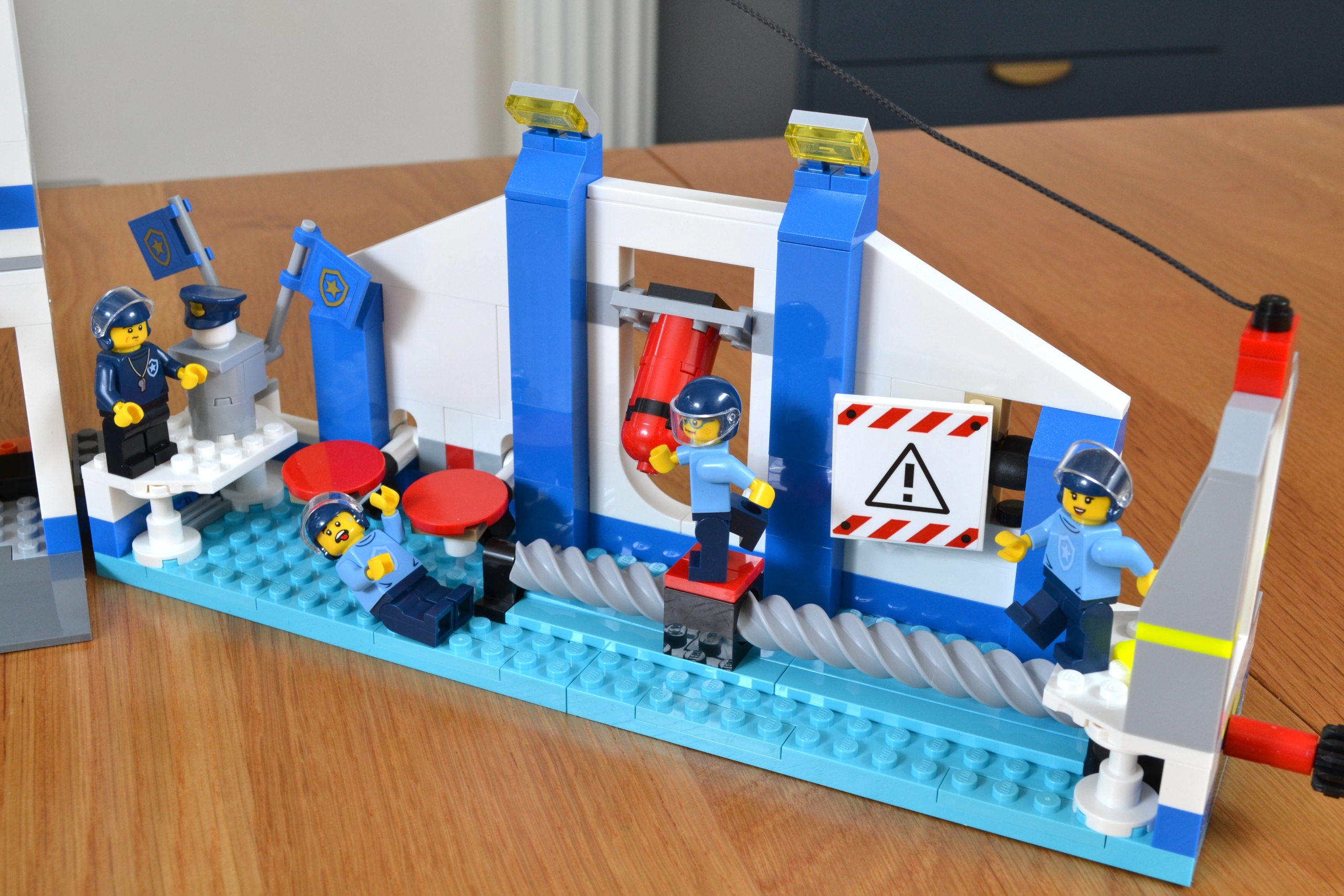 LEGO City 60372 Police Training Academy 105 scaled