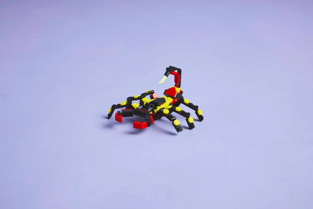 LEGO Creator 3 in 1 31159 Wild Animals Surprising Spider lifestyle 3 1024x684