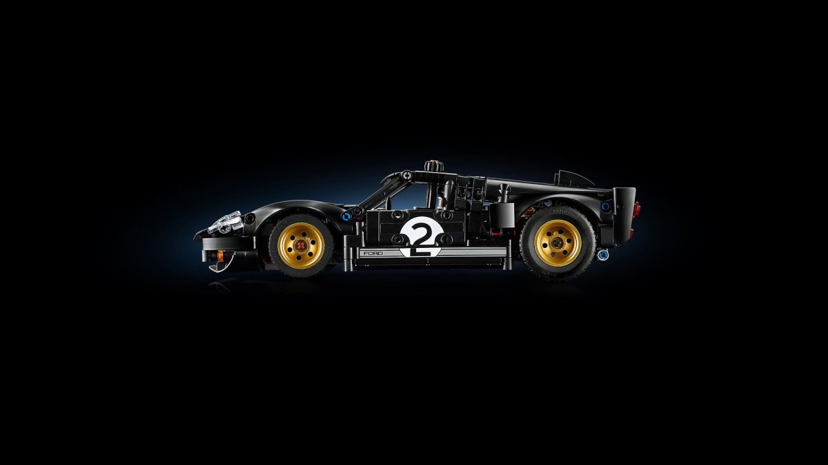 LEGO Technic 42223 1966 Ford GT40 MKII 15 1200x675