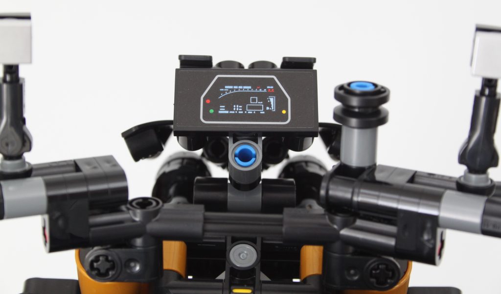 LEGO Technic 42159 Yamaha MT 10 SP review 16 1024x600