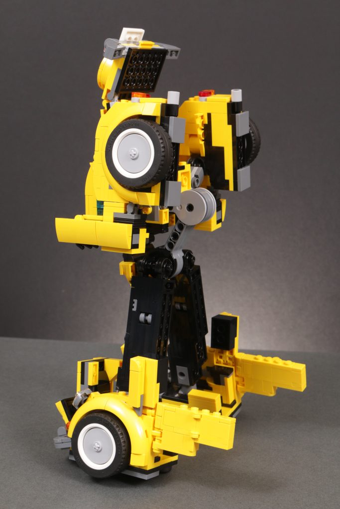 LEGO Icons Transformers 10338 Bumblebee review 21 683x1024