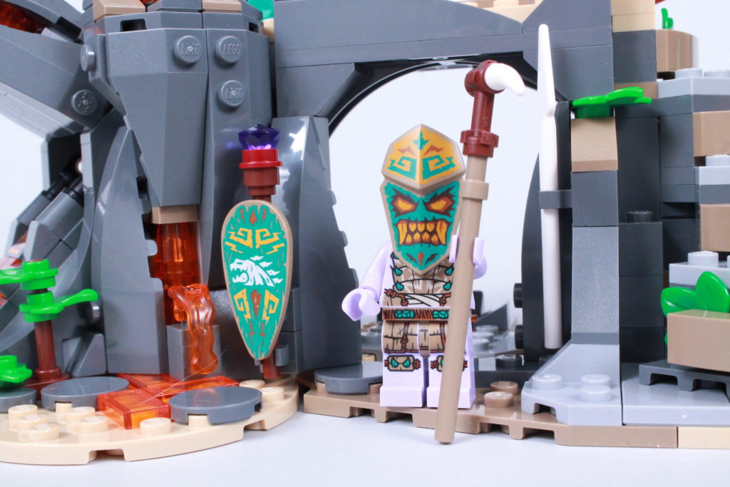 LEGO NINJAGO 71747 The Keepers Village review 12