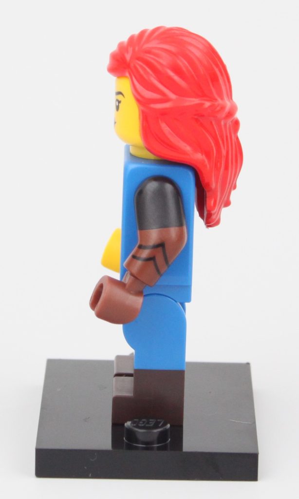 LEGO Collectible Minifigures 71037 Series 24 review Falconer 6 614x1024