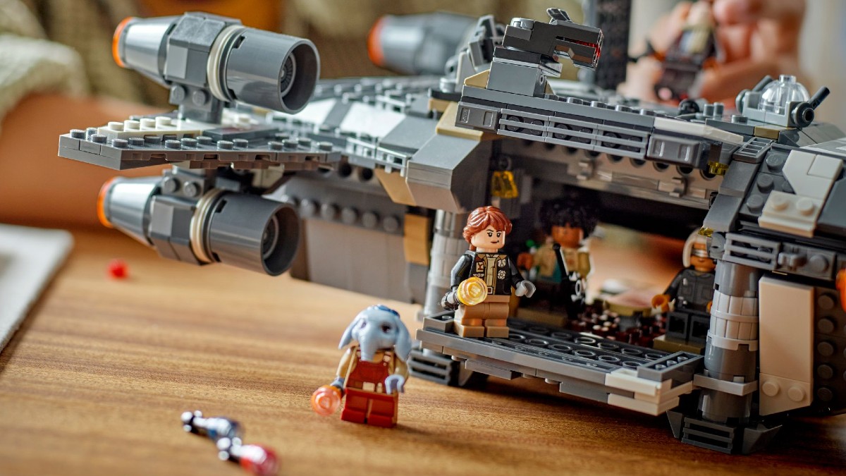 There’s something missing in the LEGO Star Wars: Skeleton Crew set 