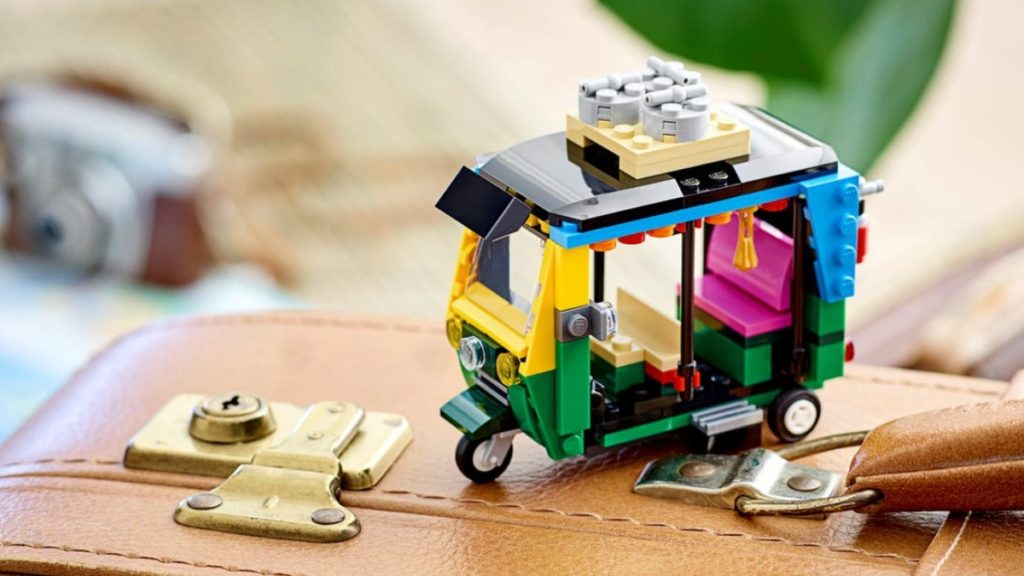 LEGO 40469 Tuk Tuk lifestyle featured 1024x576