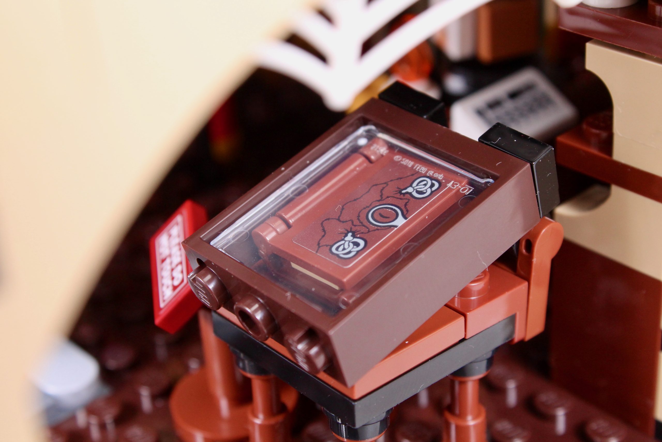 LEGO Ideas 21341 Disney Hocus Pocus The Sanderson Sisters Cottage review 26 scaled